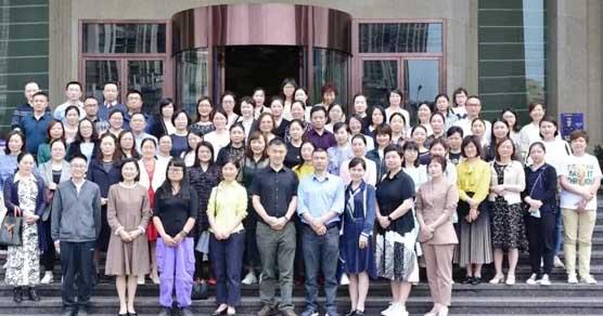 24小时产科医生在线咨询，守护母婴健康的守护灯