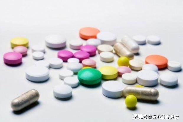 幽门螺旋杆菌四联药治疗方案详解，一天服用次数与注意事项
