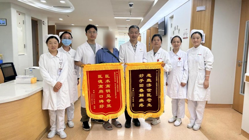 无身份证就医，三甲医院就诊的灵活性与挑战