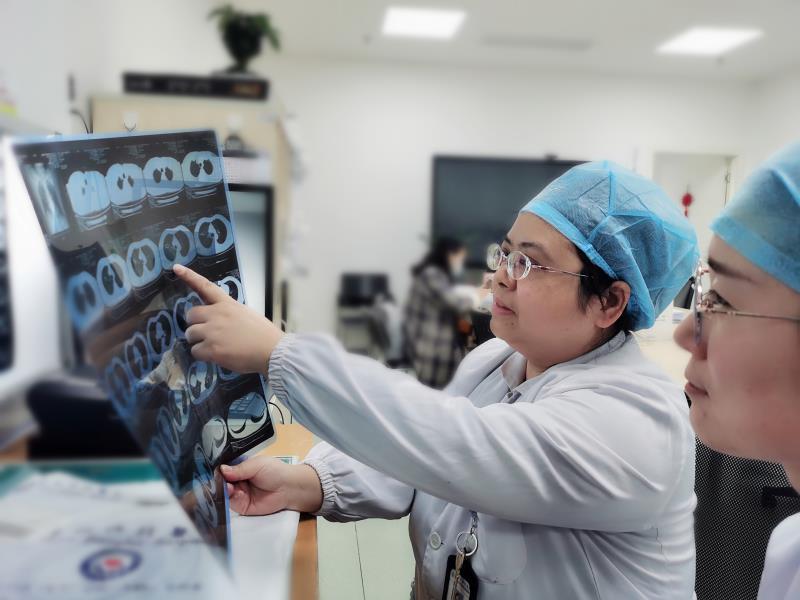 潜江中心医院，几点上班的时间表与就医指南