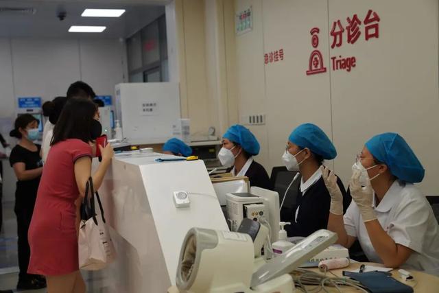 探访医院日常，揭秘现在医院几点上班的秘密