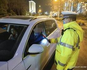 医院周六日正常上班吗？——揭秘医疗服务背后的不打烊精神