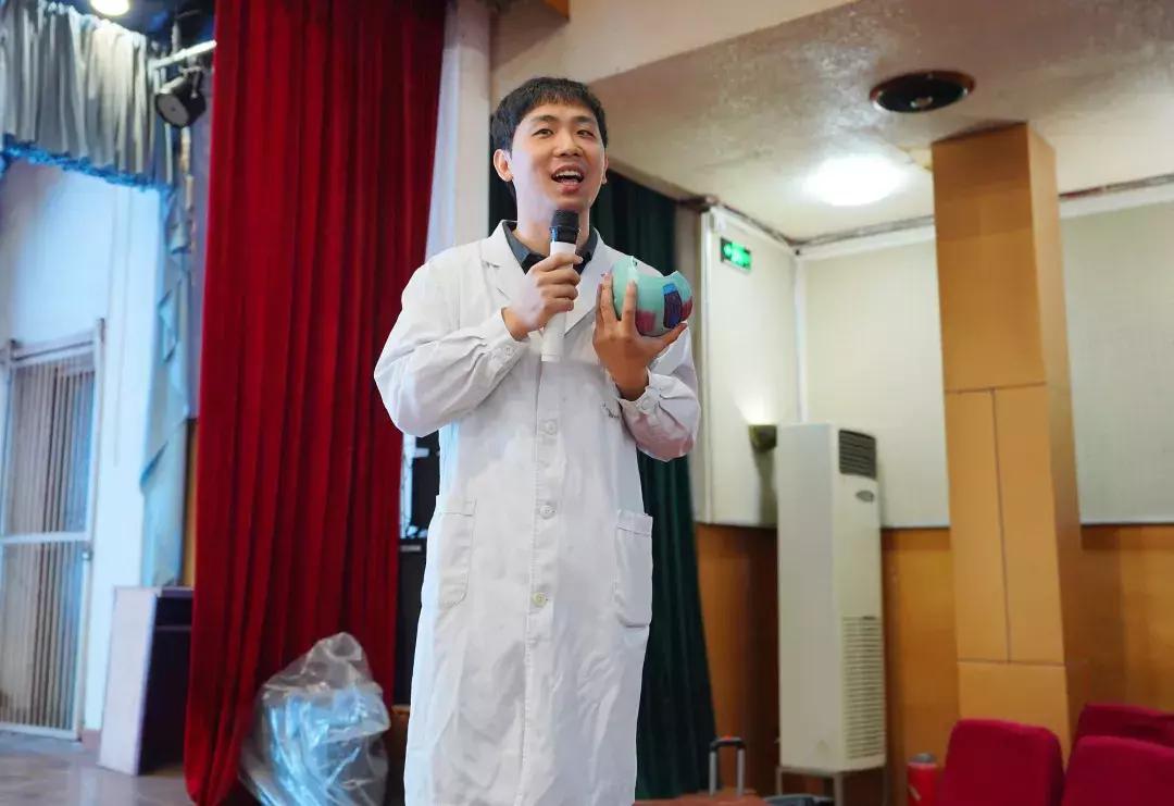 东南眼科医院，守护光明，精准服务——了解其上班时间与就医指南