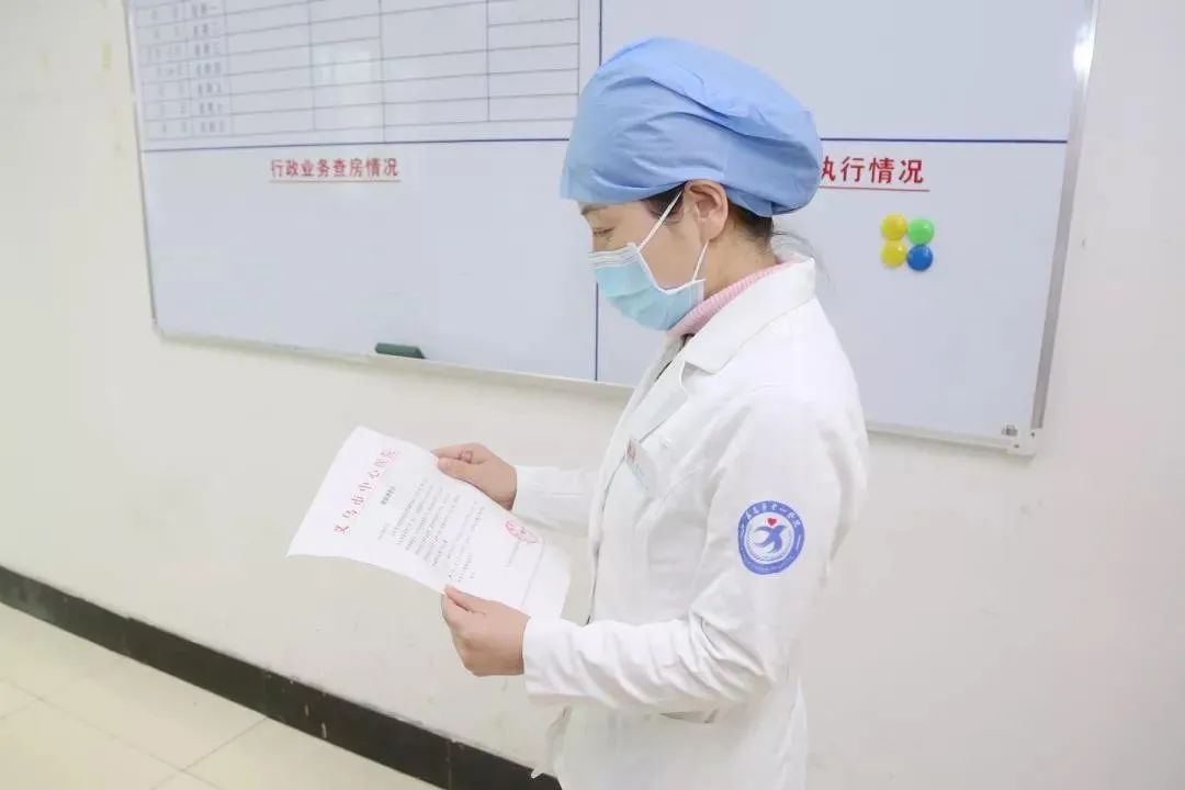 探秘三甲医院的黄金工作时间，从早到晚的守护与关怀