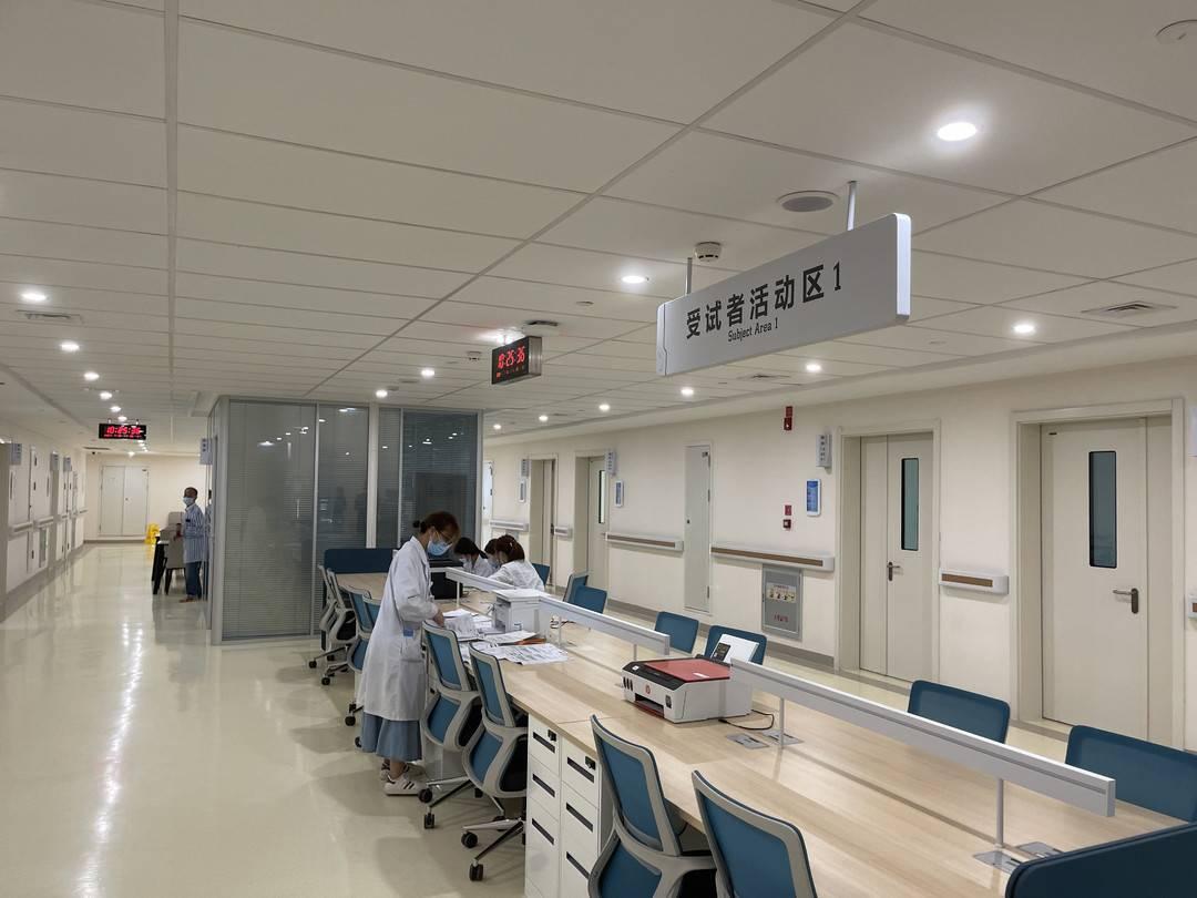探访华西医院门诊上班时间，从早到晚的医疗服务之旅