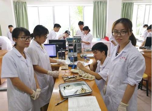 医院英文单词的巧妙记忆法