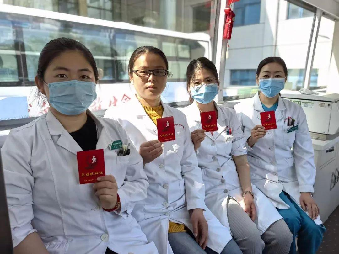 医院，生命的守护站——英文表达与发音解析