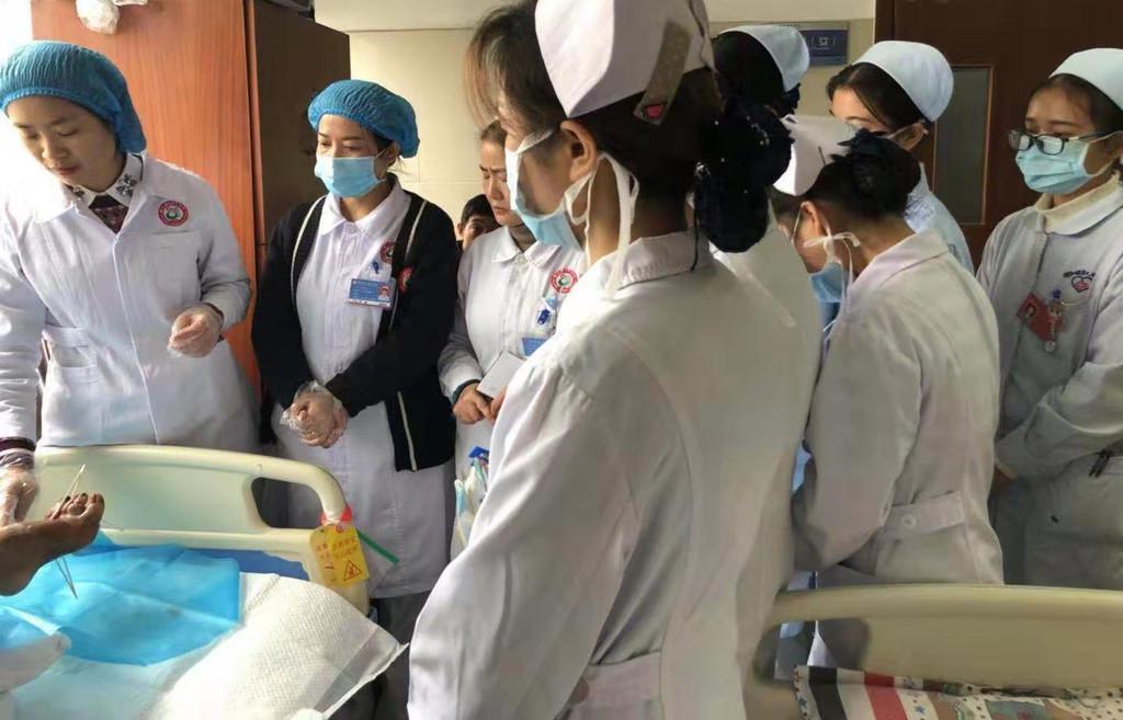 医院英文名称的由来与解析