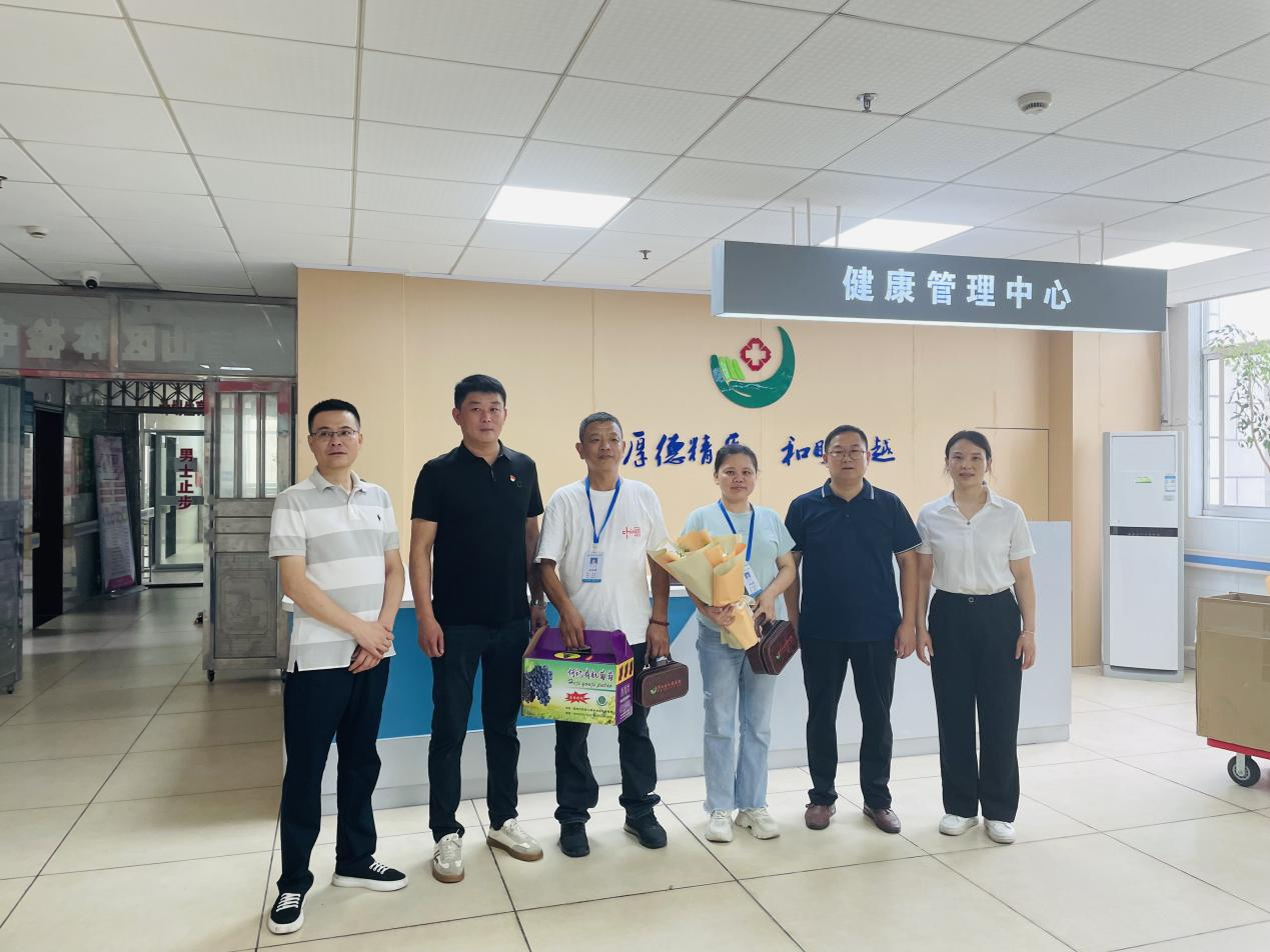 江苏省人民医院钱晓峰，医者仁心，守护健康之光