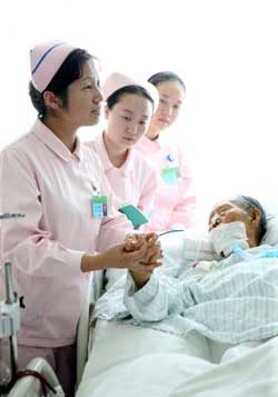 真实急救瞬间，医院照片背后的生命守护