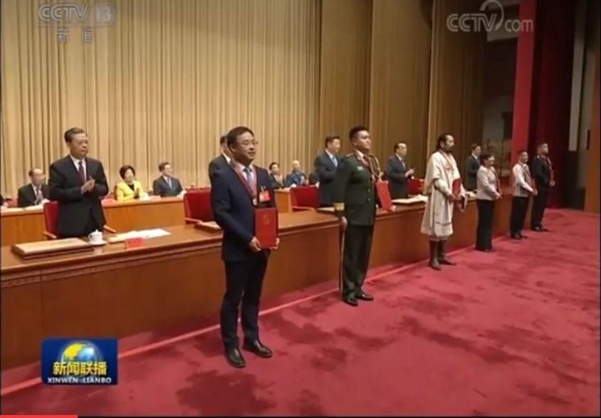 医院夏季会议的生动瞬间，真实图片见证团结与进步