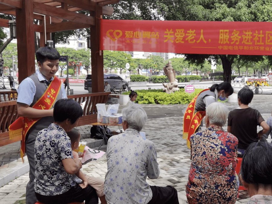夏日炎炎，医院里的温暖——一次难忘的看病经历