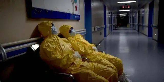 医院真实场景的震撼记录，视频下载与人性光辉