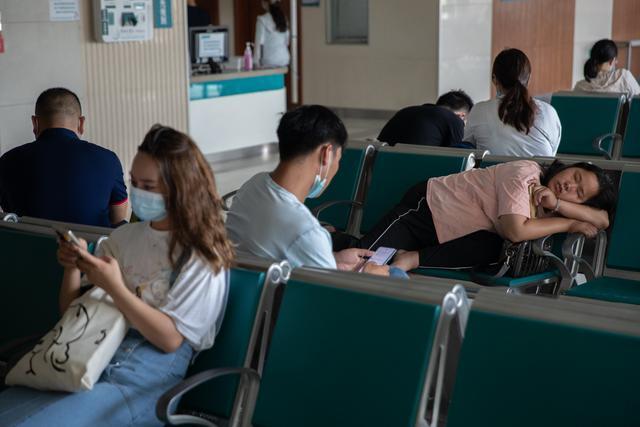 医院门诊的真实瞬间，高清无水印图片背后的故事