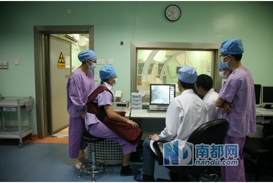 医院门诊图片P图，技术、伦理与应用的深度探讨