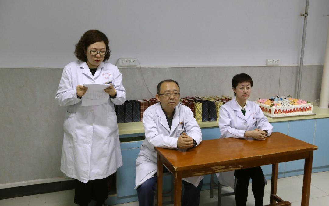 医院里的温暖港湾，一张床的温馨故事