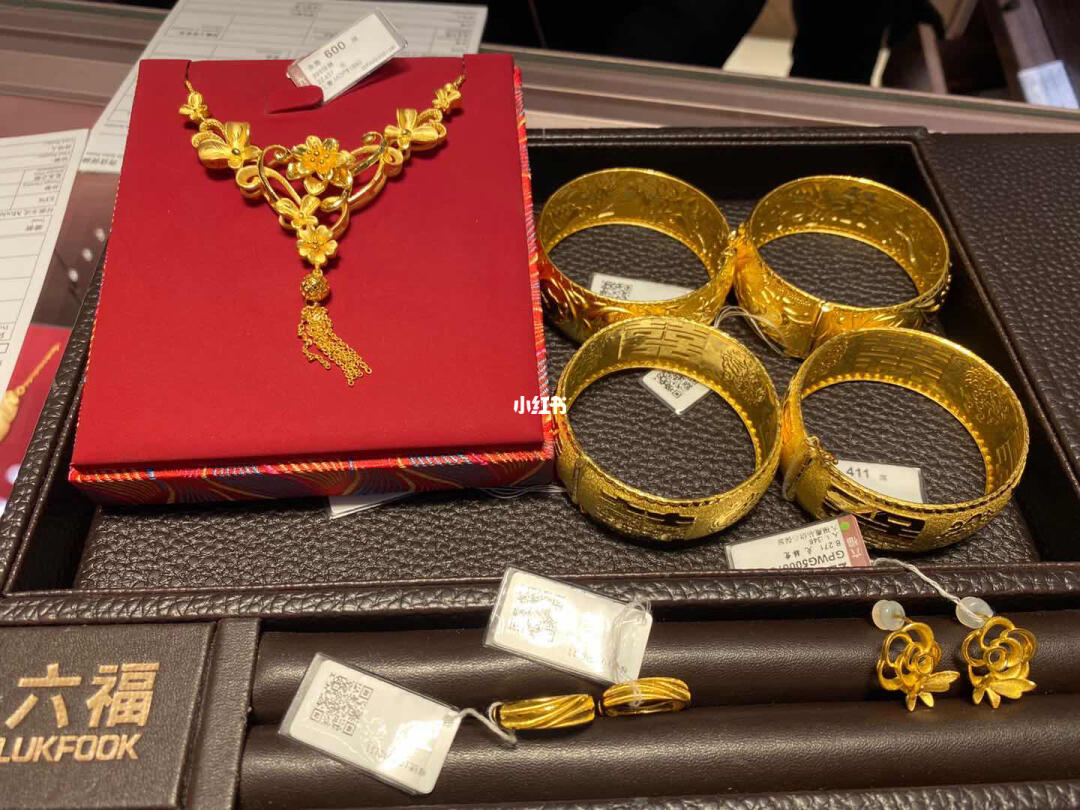 澳门六福珠宝，金价新动向与璀璨风采—最新价格及产品图片解析