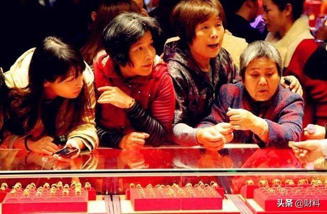 澳门六福珠宝今日金价及最新款珠宝图片赏析